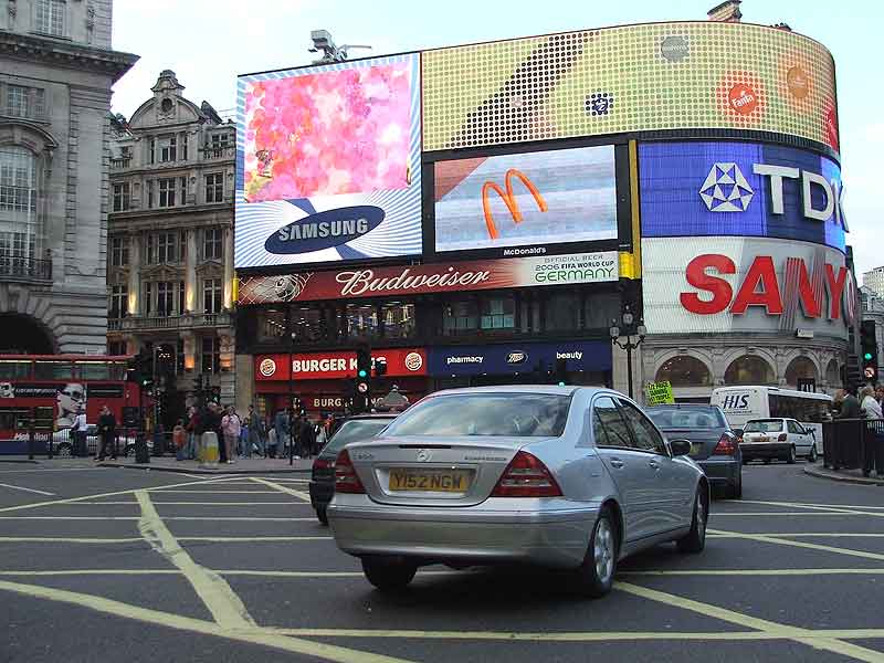 Piccadilly Circus